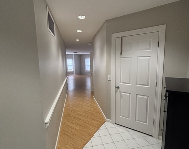 15 Highland Street - Photo Thumbnail 2