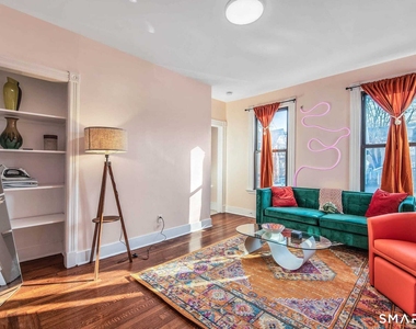 31 Canner Street - Photo Thumbnail 3