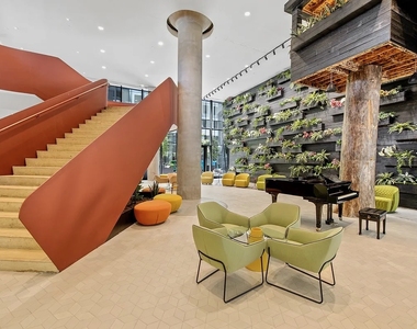54 Noll Street - Photo Thumbnail 13