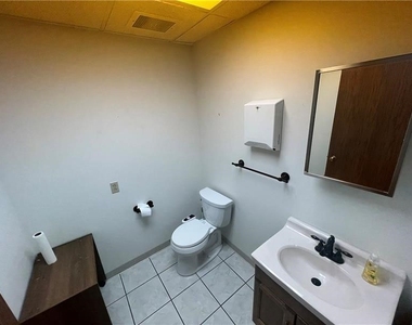 2616 Wilmington Road - Suite A - Photo Thumbnail 12
