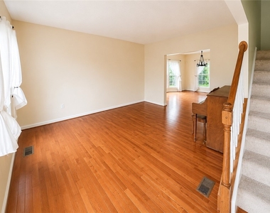 1619 Norman Dr - Photo Thumbnail 7