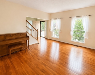 1619 Norman Dr - Photo Thumbnail 8