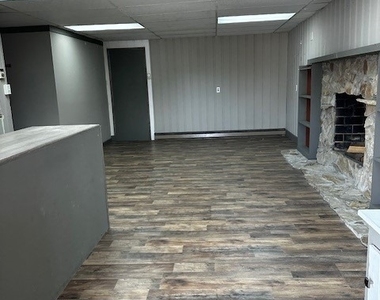 2858 B Freeport Road - Photo Thumbnail 11