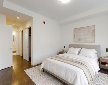 666 West End Avenue - Photo Thumbnail 5
