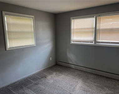 2341 Monroe Avenue - Photo Thumbnail 12