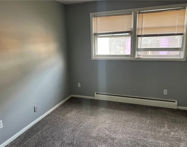 2341 Monroe Avenue - Photo Thumbnail 10