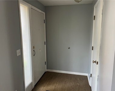 2341 Monroe Avenue - Photo Thumbnail 1