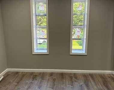 233 Kinsey Court Ne - Photo Thumbnail 13