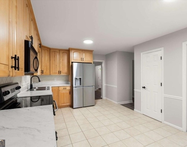 3220 Casteel Road Ne - Photo Thumbnail 7