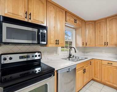 3220 Casteel Road Ne - Photo Thumbnail 8