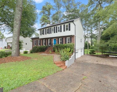 3220 Casteel Road Ne - Photo Thumbnail 2