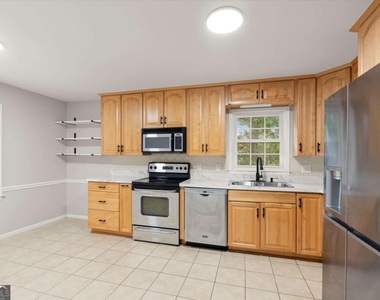 3220 Casteel Road Ne - Photo Thumbnail 9