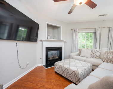 1796 N Umberland Way - Photo Thumbnail 6