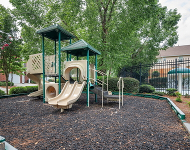1796 N Umberland Way - Photo Thumbnail 30
