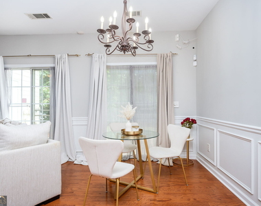 1796 N Umberland Way - Photo Thumbnail 10