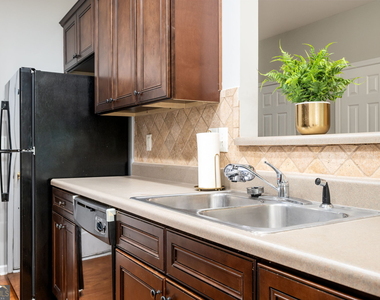 1796 N Umberland Way - Photo Thumbnail 14