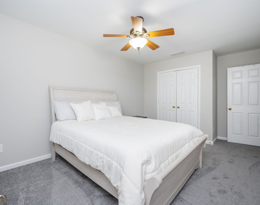 1796 N Umberland Way - Photo Thumbnail 25