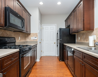 1796 N Umberland Way - Photo Thumbnail 13