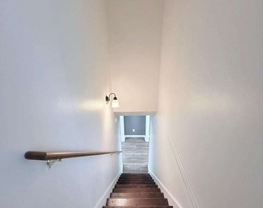 154 Camden Woods Drive - Photo Thumbnail 43