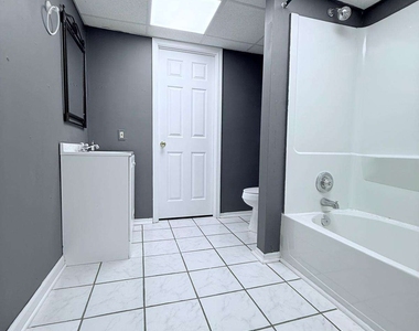 154 Camden Woods Drive - Photo Thumbnail 45