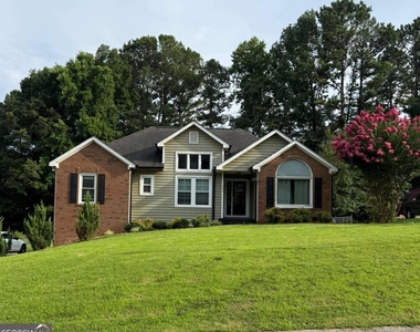 154 Camden Woods Drive - Photo Thumbnail 1