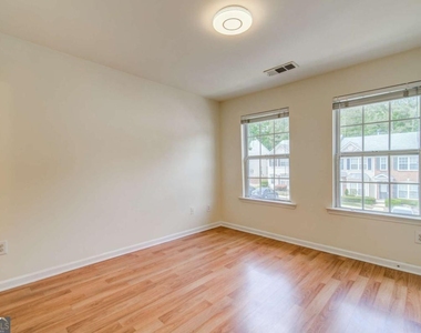 3285 Hidden Cove Circle - Photo Thumbnail 28