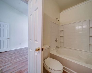 3285 Hidden Cove Circle - Photo Thumbnail 25