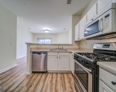 3285 Hidden Cove Circle - Photo Thumbnail 10
