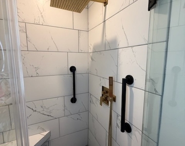 1816 Knox Street - Photo Thumbnail 6