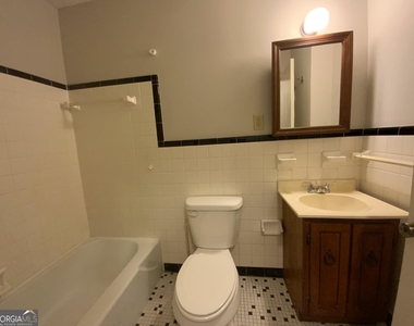 404 Marvin Avenue - Photo Thumbnail 10