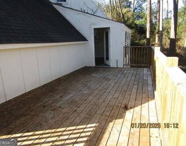 512 Juniper Way - Photo Thumbnail 29