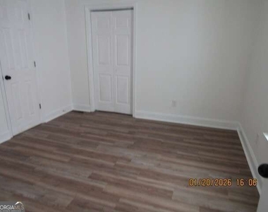 512 Juniper Way - Photo Thumbnail 26