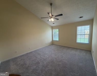 363 Brook Lea Cove - Photo Thumbnail 12