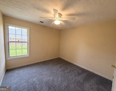 363 Brook Lea Cove - Photo Thumbnail 11