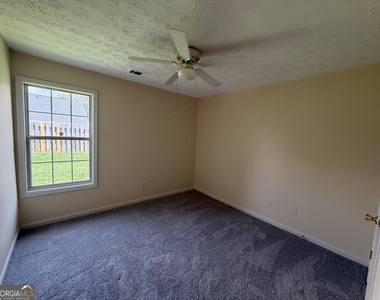 363 Brook Lea Cove - Photo Thumbnail 17