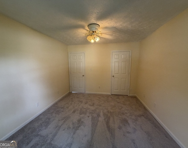 363 Brook Lea Cove - Photo Thumbnail 14