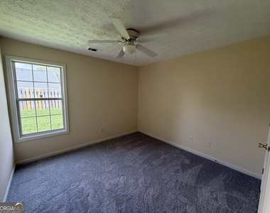 363 Brook Lea Cove - Photo Thumbnail 18