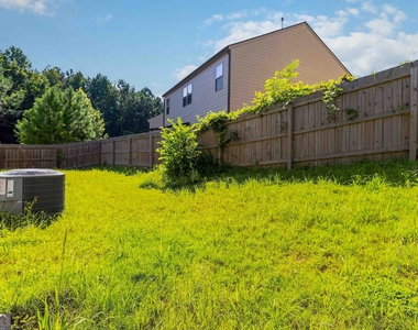 3744 Hampshire Walk Sw - Photo Thumbnail 26