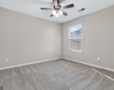 3744 Hampshire Walk Sw - Photo Thumbnail 20