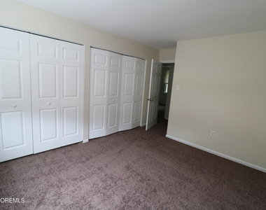32 Pin Oak Lane - Photo Thumbnail 11