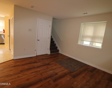 32 Pin Oak Lane - Photo Thumbnail 6