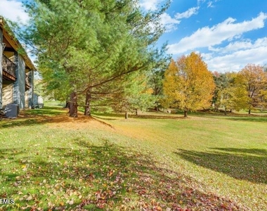 80 Bradford Court - Photo Thumbnail 17