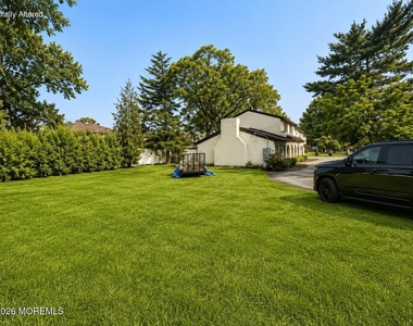 530 Palmer Avenue - Photo Thumbnail 10