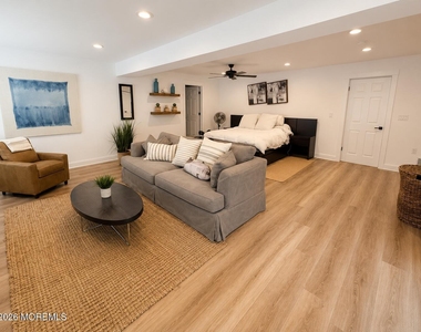 530 Palmer Avenue - Photo Thumbnail 28