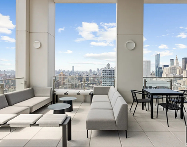 3rd Avenue - Photo Thumbnail 12