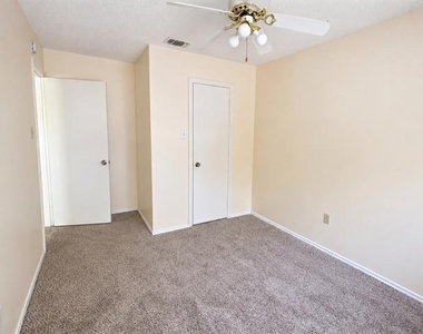 530 Rawls Circle - Photo Thumbnail 9