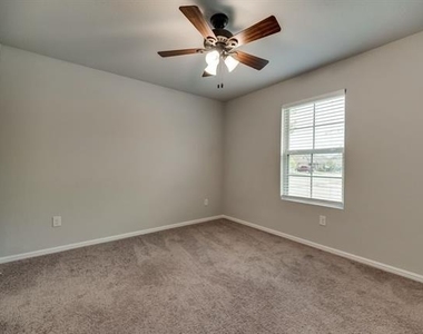 4544 Hemingway Avenue - Photo Thumbnail 14