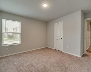 4544 Hemingway Avenue - Photo Thumbnail 13