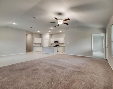 4544 Hemingway Avenue - Photo Thumbnail 4