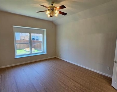 5236 Hilcroft Road - Photo Thumbnail 21